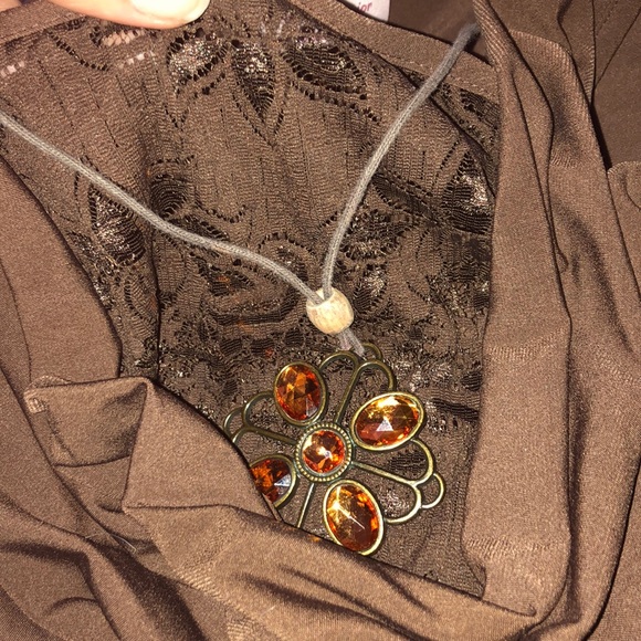 Brown cute Lacey top - Picture 2 of 4